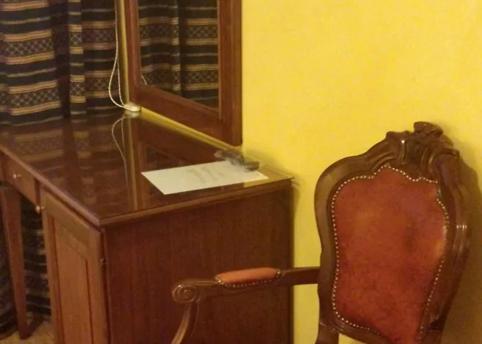 Oda ve Kahvaltı Pitagora House 3*